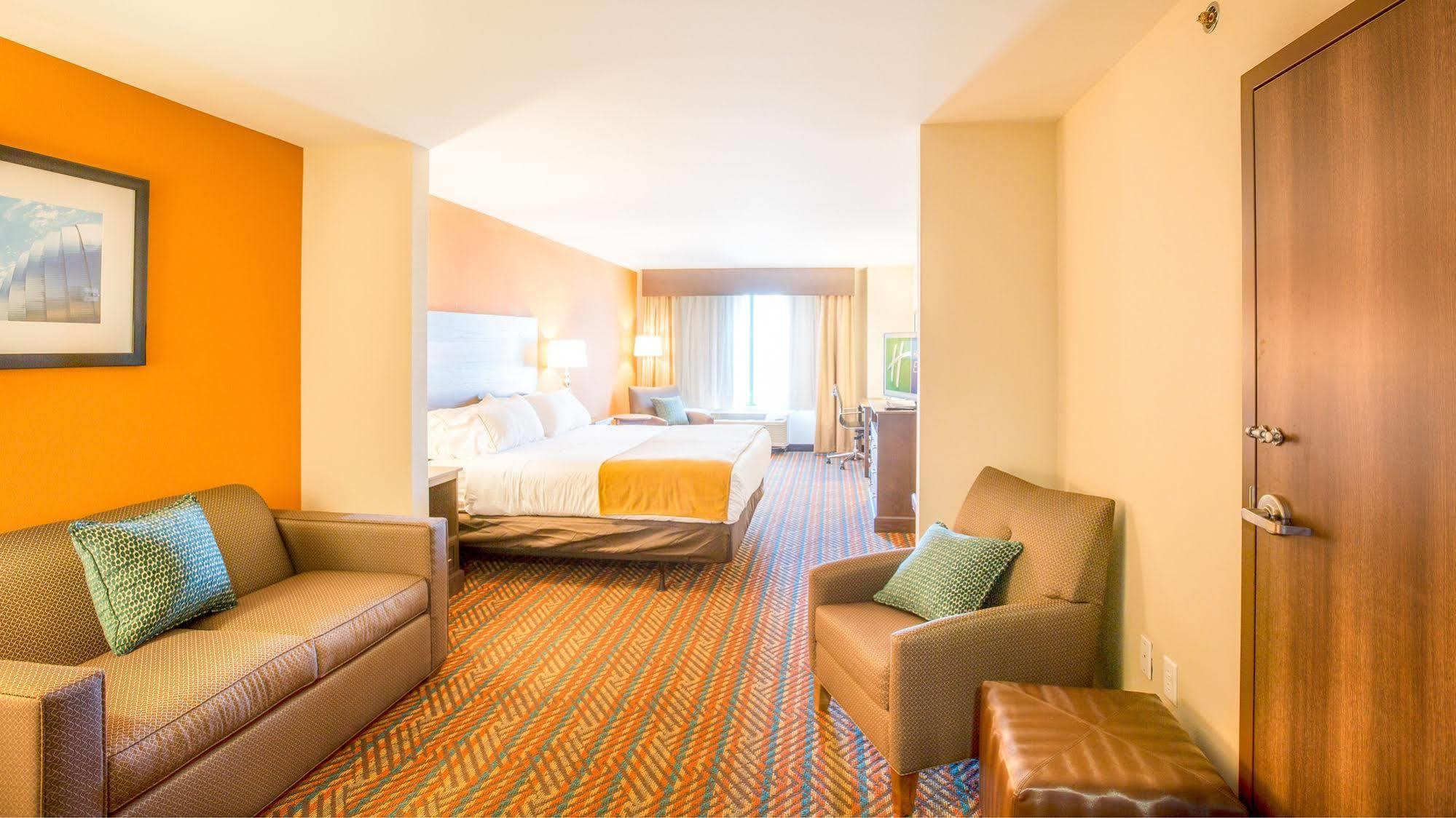 Holiday Inn Express Wichita South By Ihg Luaran gambar