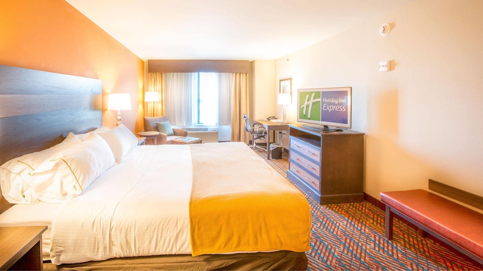 Holiday Inn Express Wichita South By Ihg Luaran gambar